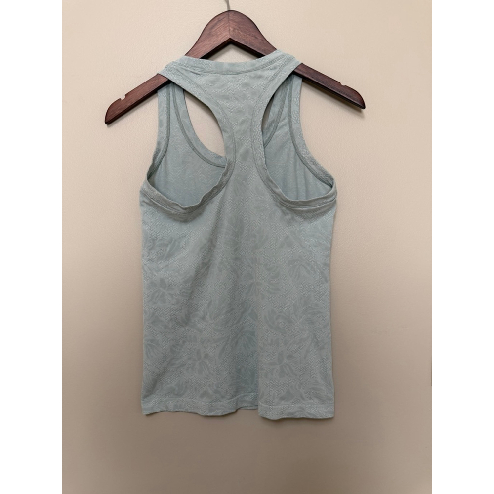 Unbranded Athletic Tank - Picture 2 of 4